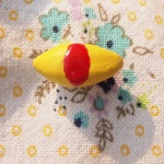 オムライスのブローチ