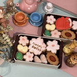 春のご挨拶や内祝いにも＊メッセージが入れれるさくらモチーフアイシングクッキー缶