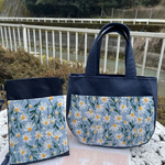 刺繍生地　トートバッグ　春　豪華刺繍生地　ギフト　プレゼント　水色　デイジー　花