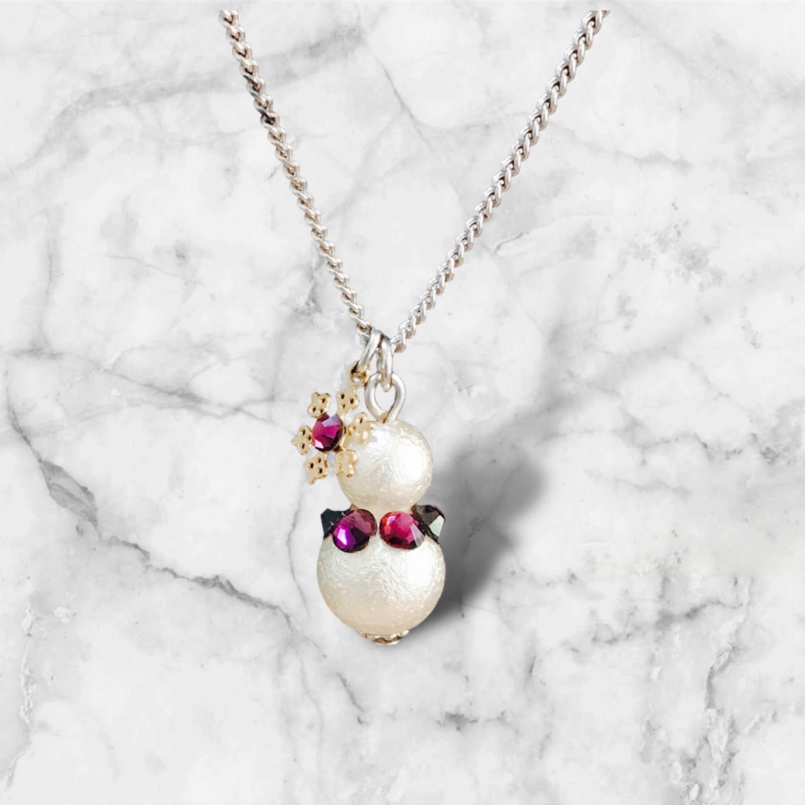 未使用 雪だるま ガラス ペンダントトップ 1点物 フラワー スノーマン 雪だるま ガラス ペンダントトップ 1点物 フラワー スノーマン 未使用