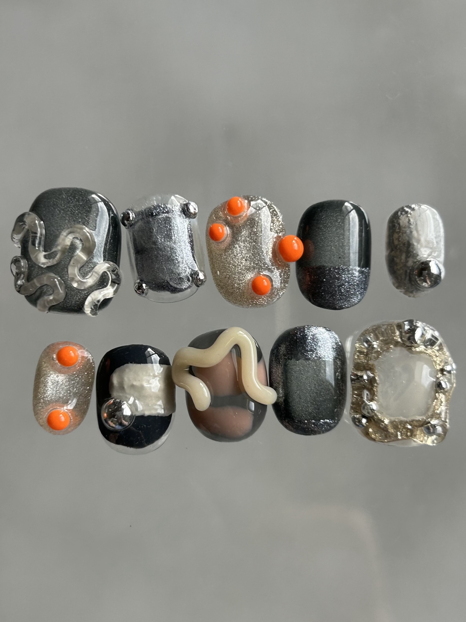 うねうね ニュアンス - ネイルチップの人気通販 | minne byGMO