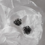 ファッションシンプル暗闇かっこいい　薔薇ピアス