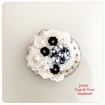Floating Flower 〜Coup de Coeur〜ビーズ刺繍ブローチ