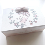 秘密のプチギフト付き新作グッズ♡ブレスレットのお布団ボックス。