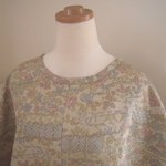 ◎お正月半額ＳＡＬＥ◎着物リメイク　花柄紬のフレンチプルオーバー