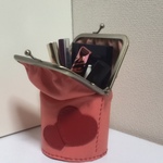 ワンアクション　革のスタンドポーチ S