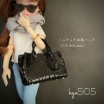 1/6 doll size本革バッグ　ざっくりブラック