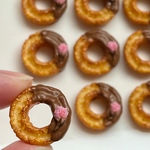 桜のチョコがけオールドファッションドーナツ