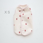 [犬服] XSサイズ 完成品 チワワ　　　　　　　　　　　いちご柄 ミニ裏毛ニット パイピングベスト 背中開き 