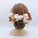 head dress arrange  / white red