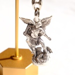 再入荷限定10個🇫🇷✨モン・サン・ミシェルから✨🇫🇷大天使ミカエル　キーホルダー