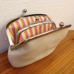 ミルク色レザーの親子がまぐち小銭入れ