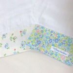6重ガーゼ汗取りパッド*2枚セット*リバティ風花柄*YUWA花柄*ブルー水玉*003