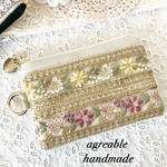 《new》インド刺繍リボンポーチ　インド刺繍ポーチ　インド刺繍　ポーチ　メイクポーチ　ギフト　カラビナ付き　ハートチャーム付　Mサイズ(14cm)