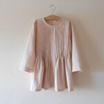 ピンタックのブラウス【L】