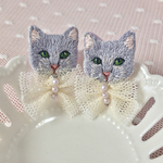frill ▶︎◀︎ ribbon cat /ピアス