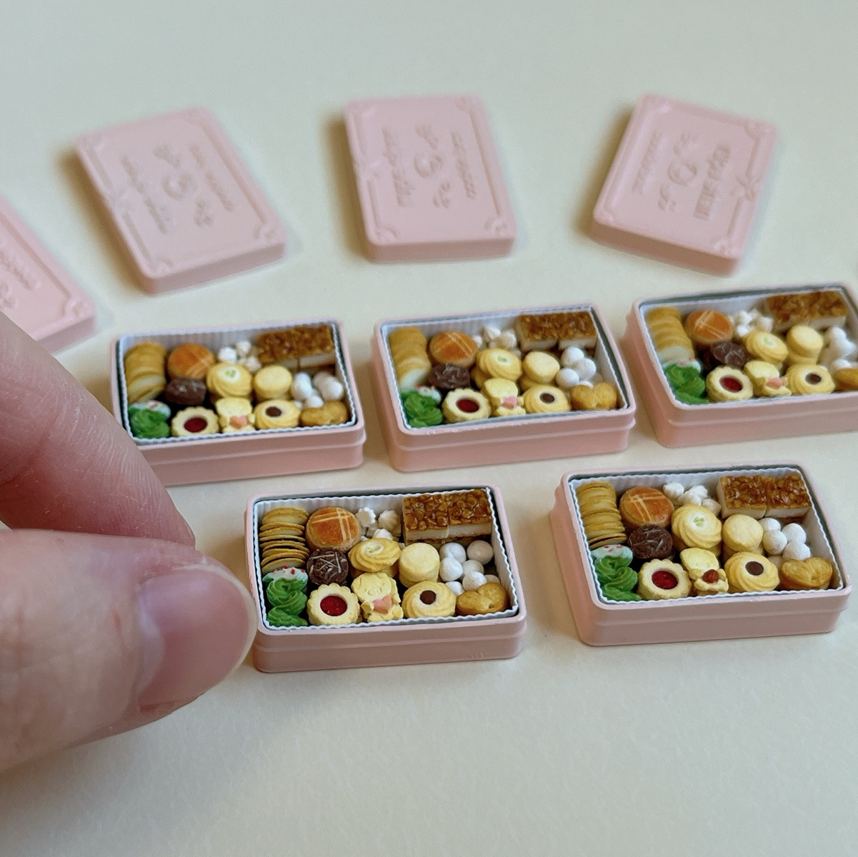 ミニチュア クッキー缶 ティーセット - rupe-shan ミニチュア