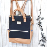 再出品4way8号ネイビー色の倉敷帆布の四角いリュック＋バック