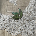 月を歩く猫モチーフ　グリーン〜ブルーグリーン3