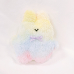 オシャレなうさぎ宇宙人くんのぬいぐるみ