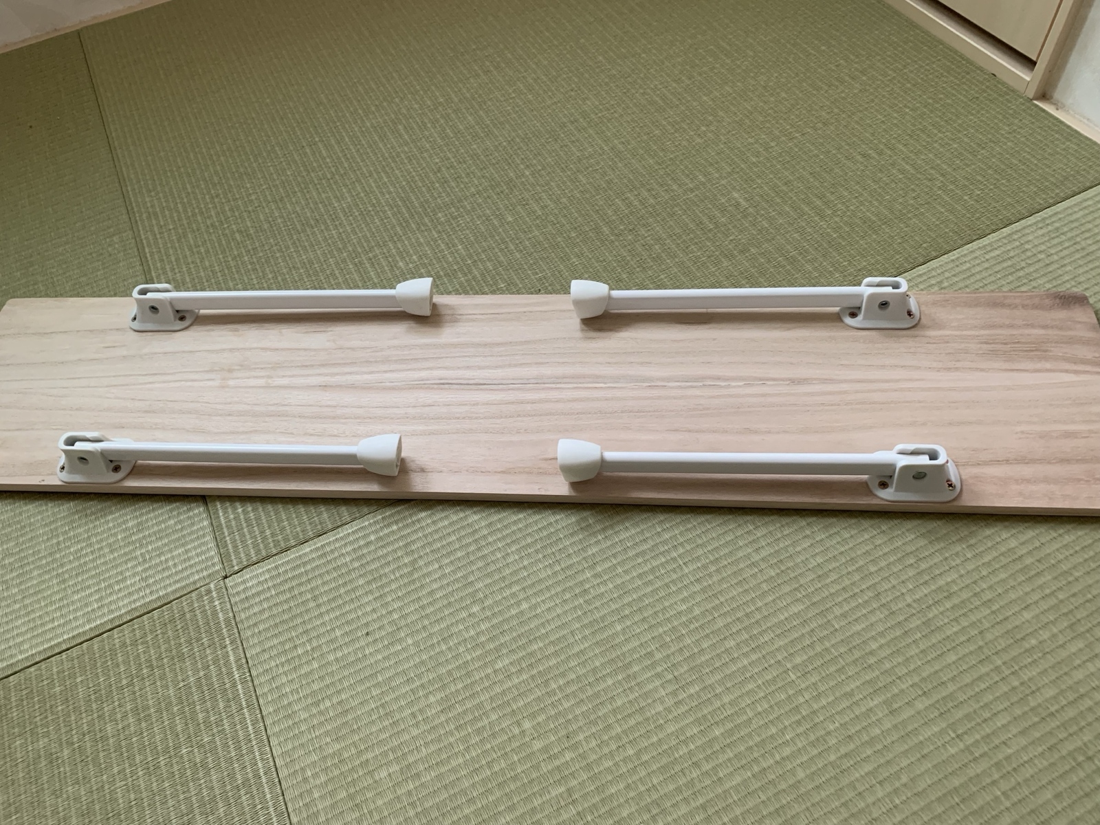 スズキ 新型ハスラー用ラゲッジボード 脚付き 木製 リクライニング