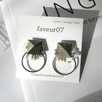 【パニーニシリーズ】　黒蝶貝　スクエア　シェルボタン　シルバー　フープ