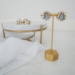 【受注販売】スワロフスキーのビジューピアス　イヤリング（グレーブルー）