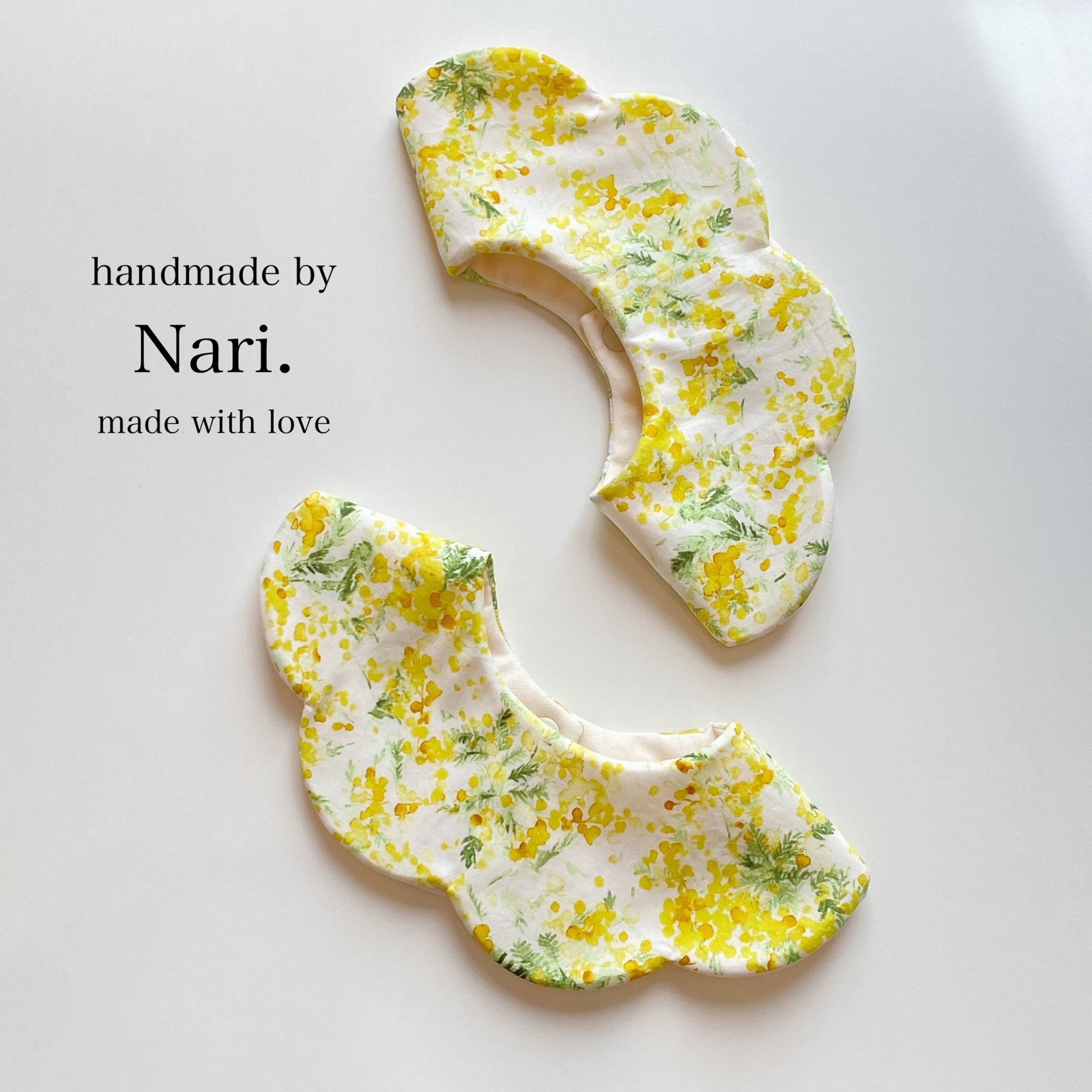 再販★イエローミモザ×ミルク★ ハンドメイド　リバーシブル　スタイ 再販☆イエローミモザ×ミルク☆ ハンドメイド リバーシブル スタイ