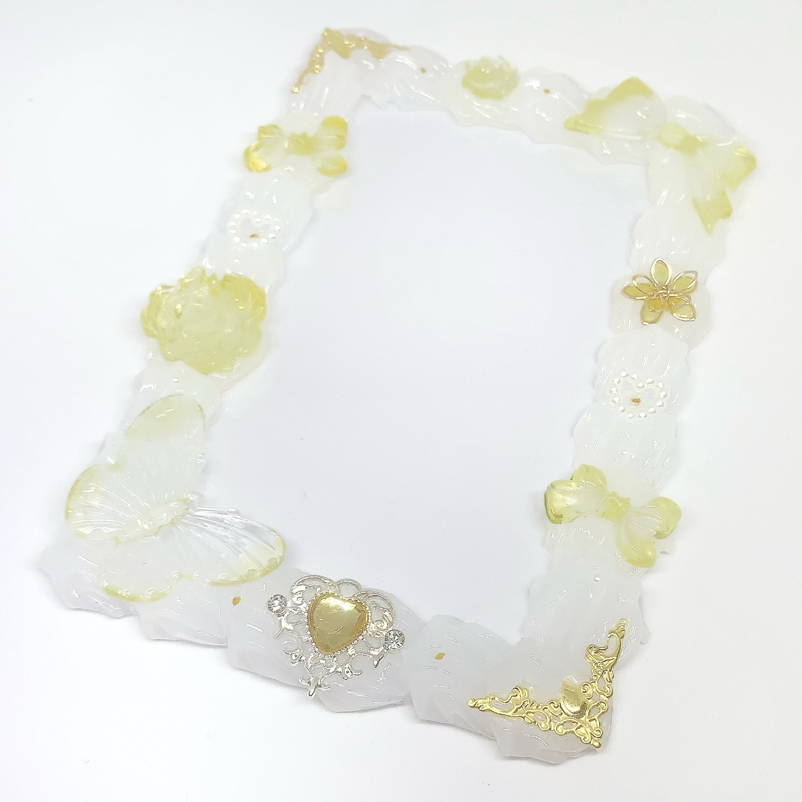 みい 硬質デコケース B7 イエロー みい様専用 硬質デコケース B7 イエロー 新作❗️即購入OK