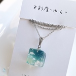 小さな空のペンダント cube 4