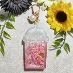 レジン シェイカー キーホルダー いちご ピンク ラテ ドリンク ラメ グラデーション ネコ 訳あり品 オイル オイル入り ストラップ ナスカン 