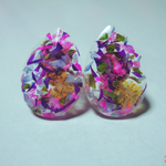 レジン花びらイヤリング