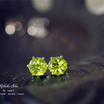 再再販【RALULU.SHU】宝石質 VVSランク ファセットカット ペリドット スタッドピアス　5mm