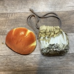 【予約品】しめじ巾着とクリームパンポーチ