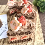 KUMAチョコレートケーキcharm