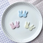 ペールカラーのうさぎさん