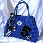 ♡1点物♡ロイヤルブルー💙ドット柄で個性的かつ上品に！パカっと開くバッグ👜【550】