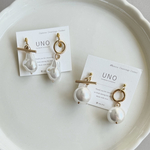 Shell pearl イヤリング/ピアス　シェルパール　アシンメトリー　マンテル