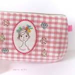 【女の子とジュエリー】刺繍ポーチ　再販