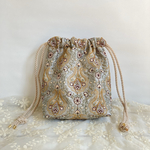 【インド刺繍】  インド刺繍生地　巾着バッグ　小物入れ