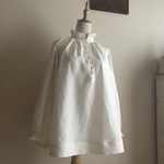 ベルギーLibeco社リネン（バニラ）で作ったで作ったギャザーフリルブラウス