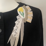 ブローチ　コサージュ　刺繍