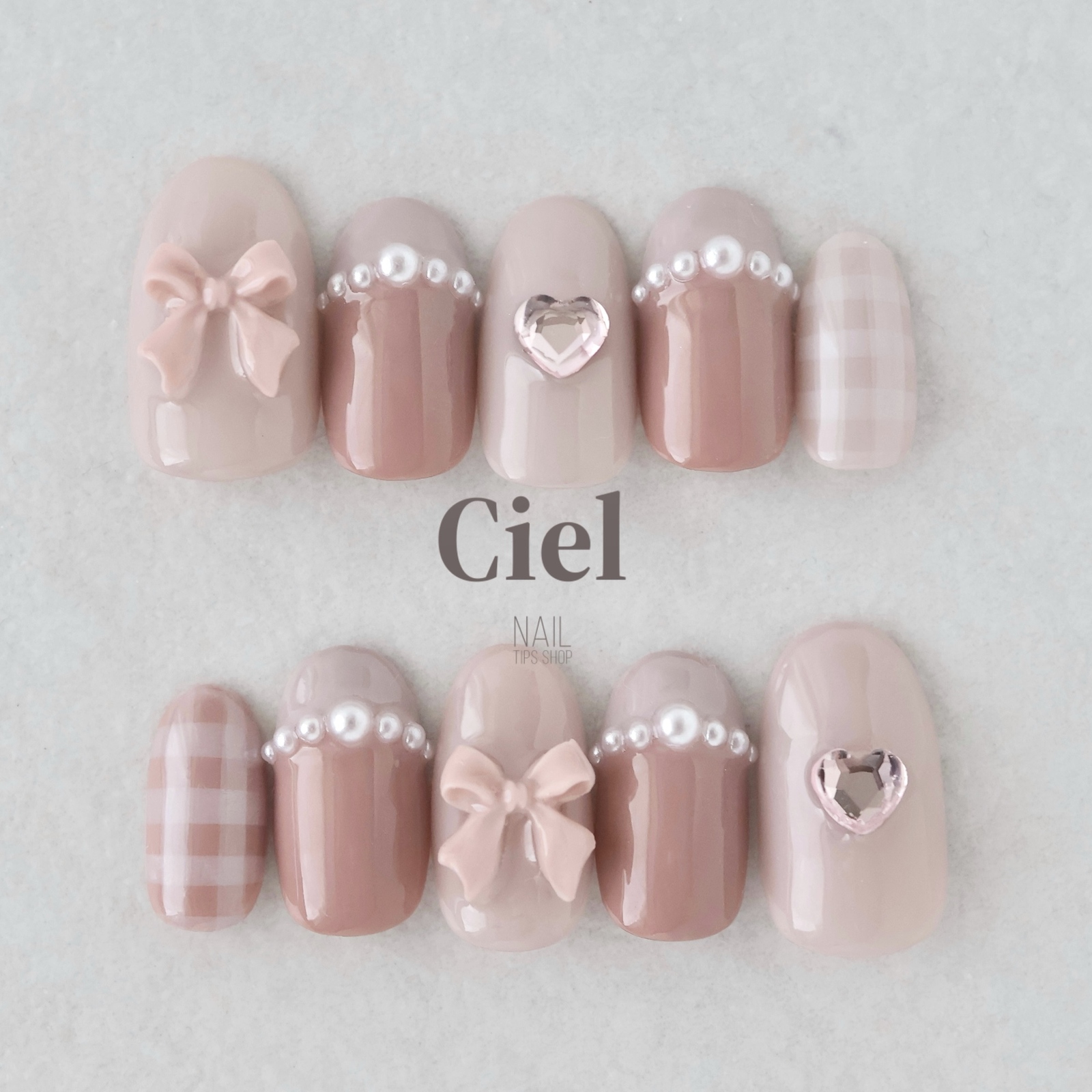 ♡ピンクと黒のガーリーチェック♡ ネイルチップ ハンドメイド