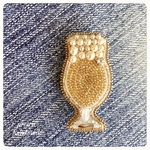 Cheers ビーズ刺繍ブローチ