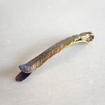 Titanium hairpin・飾り羽のチタンヘアピン６４mm・受注生産