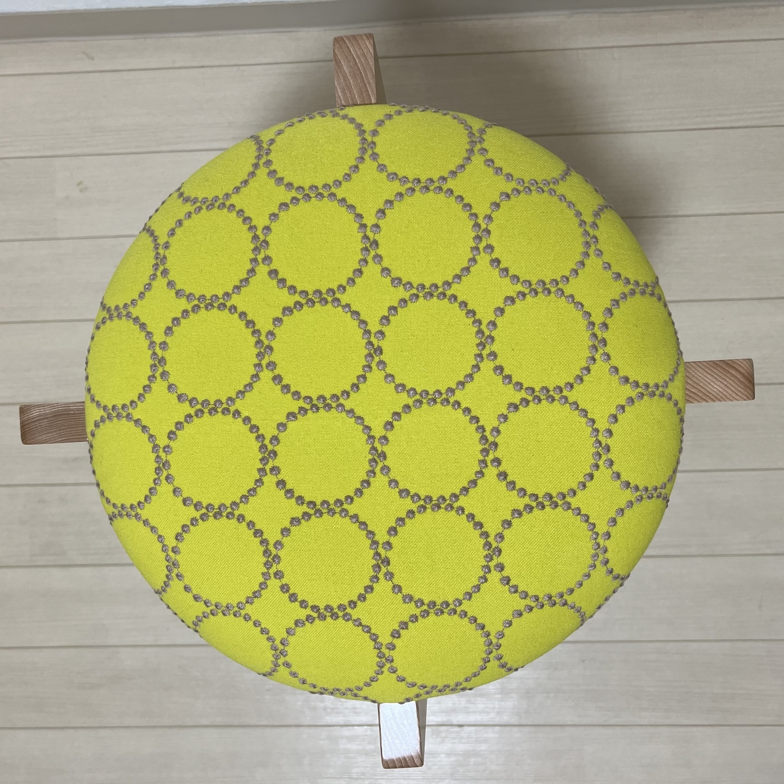 ミナペルホネン dop タンバリン 角脚 スツール 【イエローグレ】スタッキング ミナペルホネン タンバリン dop イエロー スツール ハンドメイド