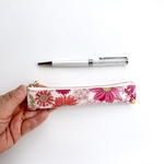 おっしゃれ〜❣️超スリムクリアペンケース　英国風花柄🌸　ラミネート生地と裏面クリア生地　16cmファスナー