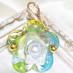 期間限定✾ありがとう500円SALE【✾フラワーキーホルダー】キーホルダー レジン 魔法 ゆめかわ 花　フラワー　お花　