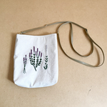 ラベンダー刺繍付きサコッシュ