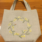 手刺繍入りバッグ